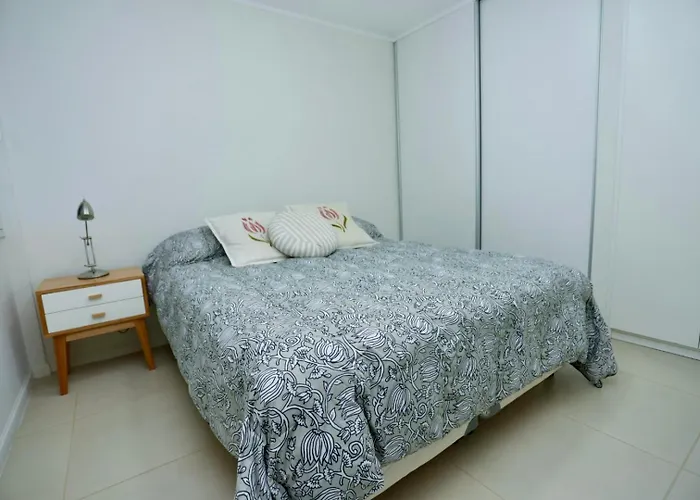 Departamento En Trelew - Centrico Y Moderno